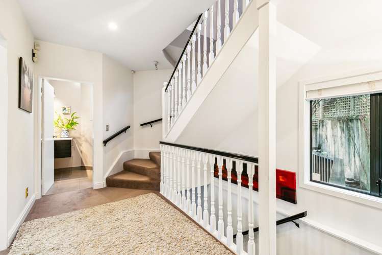 2/67 Bolton Street Kelburn_17