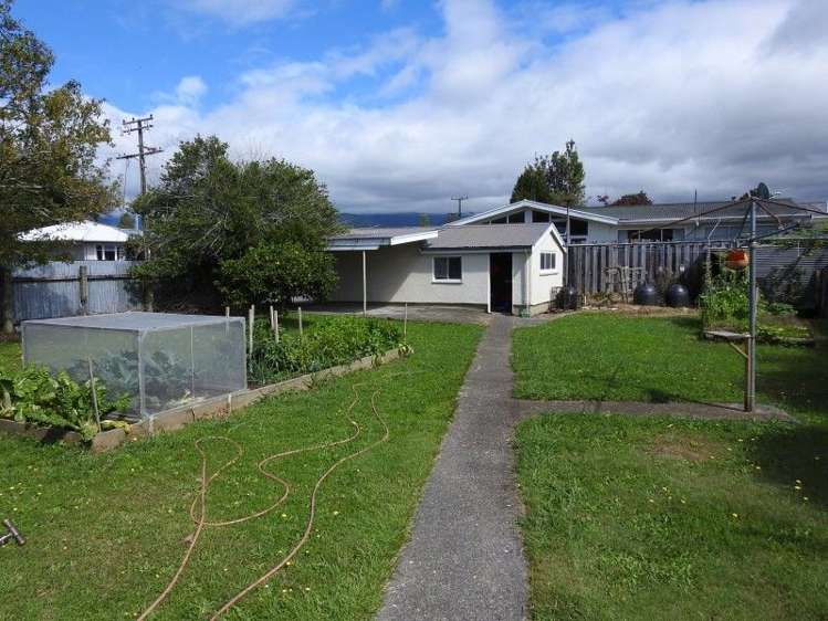 183 Commercial Street Takaka_1