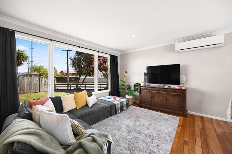 56 Southsea Crescent Silverdale_7