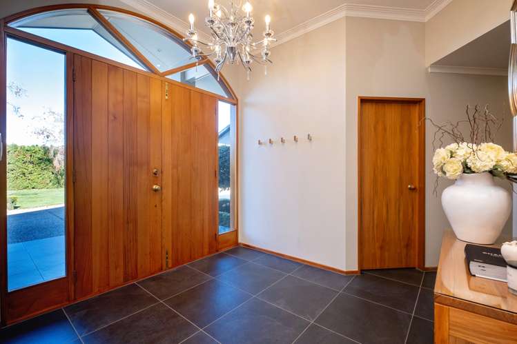 300 Nottingley Road Frimley_17