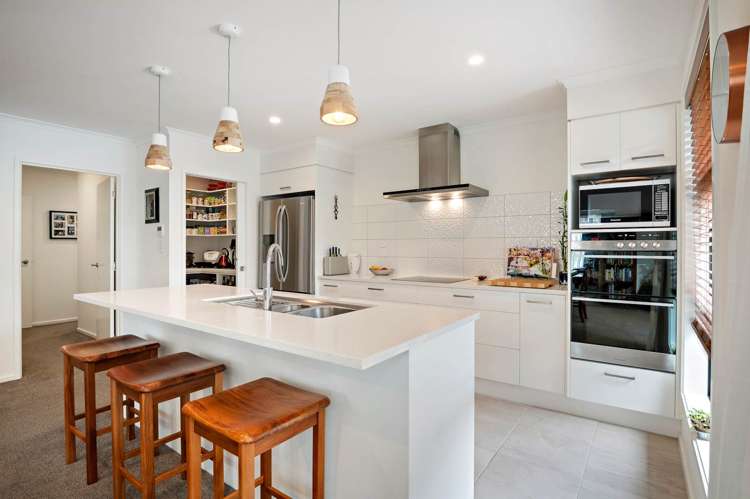 14 Papa Orchard Drive Kumeu_7