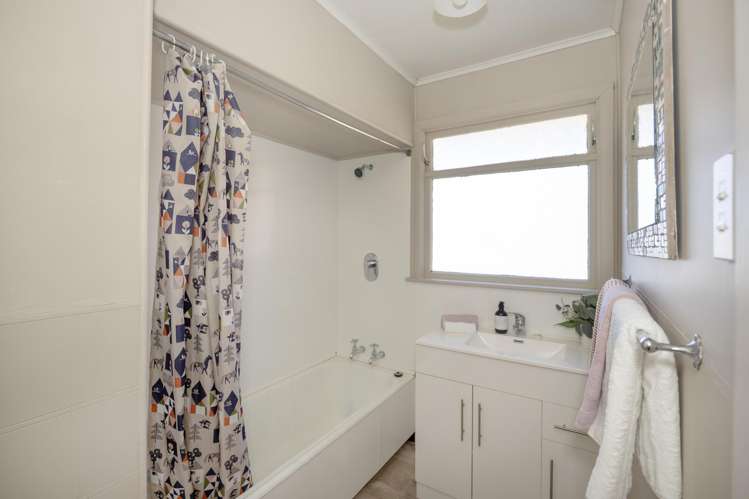 31A Ure Street South Hill_11