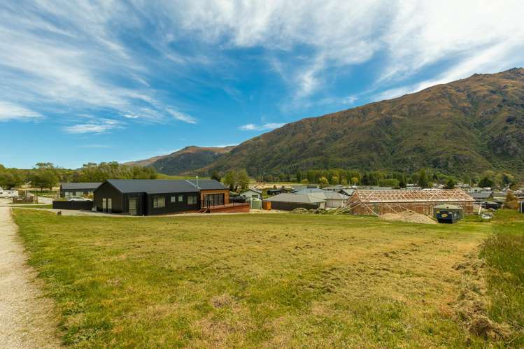 6 Stradbroke Way Kingston_4