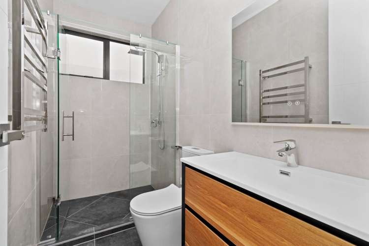 127 Gardner Avenue New Lynn_7