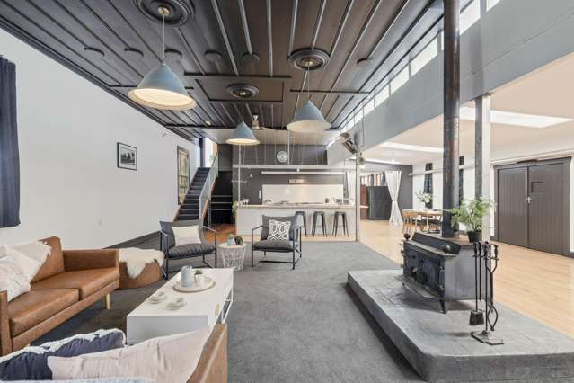 INDUSTRIAL LIVING, ABUNDANT SPACE