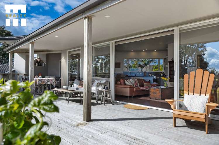 125 Takahe Road_4