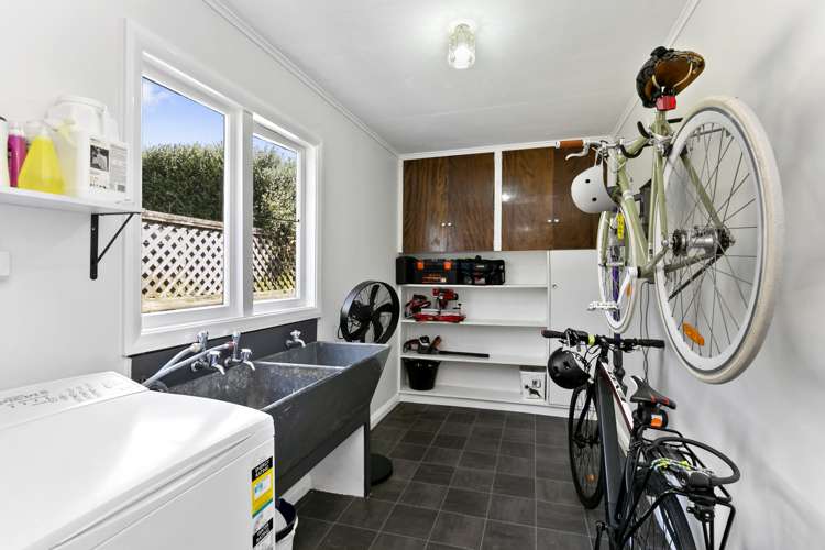 7 Luxford Street Berhampore_14