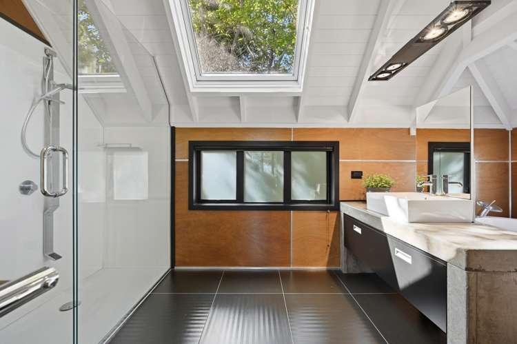 14 Taharepa Road Hilltop_16