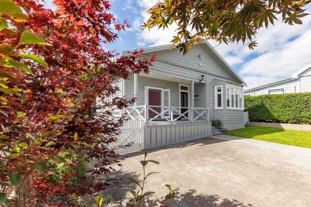 132 Hutchinson Avenue New Lynn_1