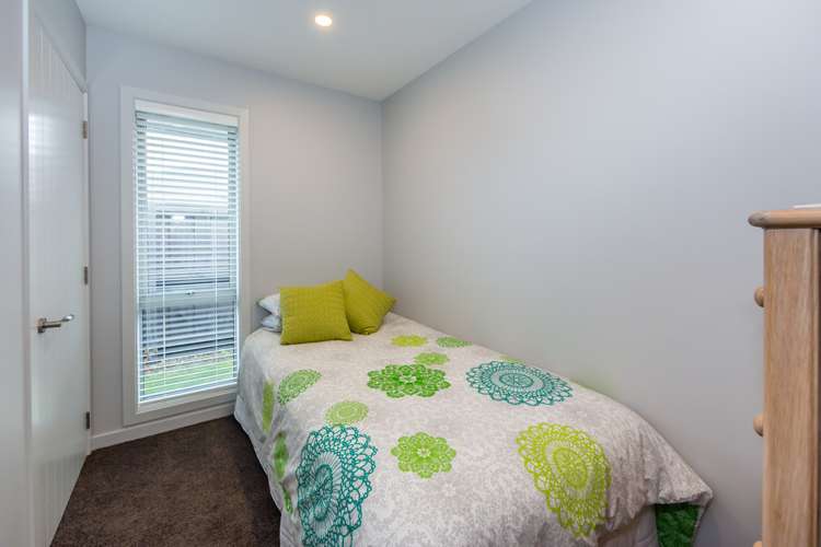 8 Doncaster Avenue Lincoln_18