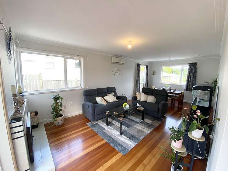 12 Norman Road Titirangi_2