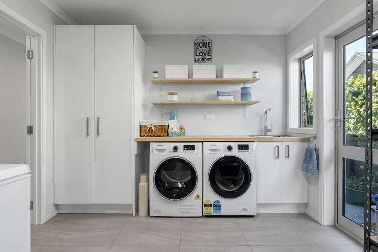 28 Probert Crescent Chartwell_15