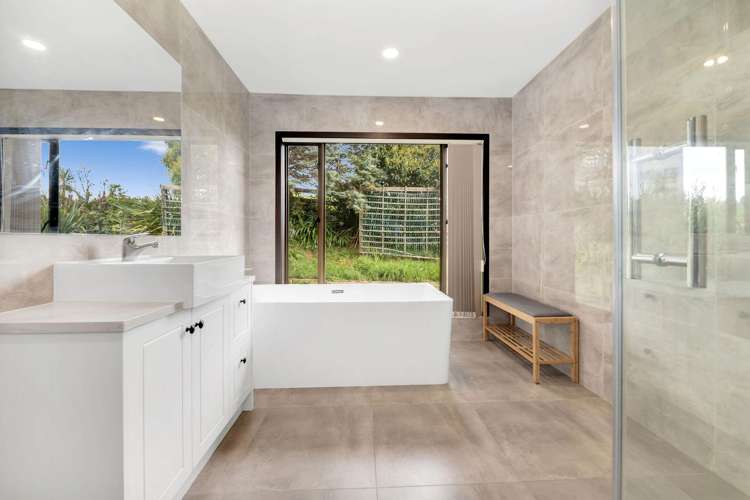 17B Gracechurch Drive Flat Bush_21