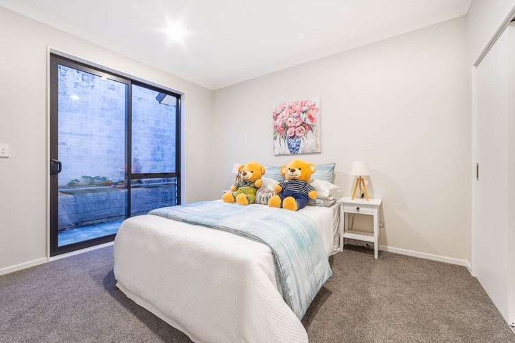 27a Royal View Road Te Atatu South_5