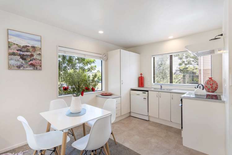 12/1 Melview Place New Lynn_11