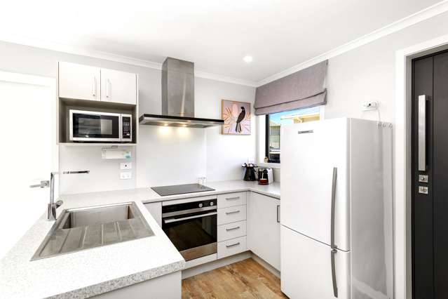 58a Leicester Street Cannons Creek_2