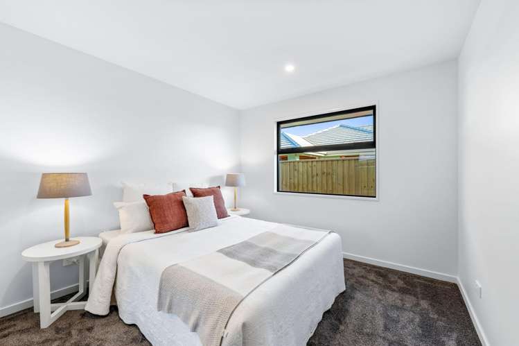16 Falcons View Drive Rolleston_19