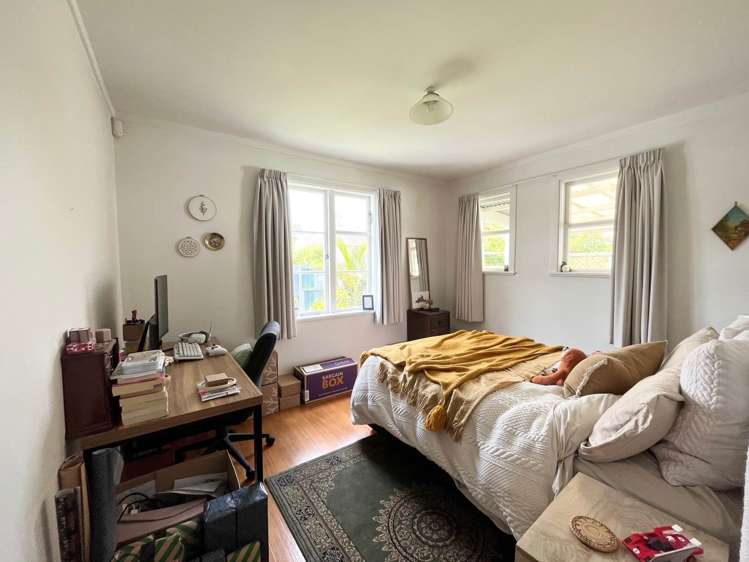 9 Moana Avenue One Tree Hill_4