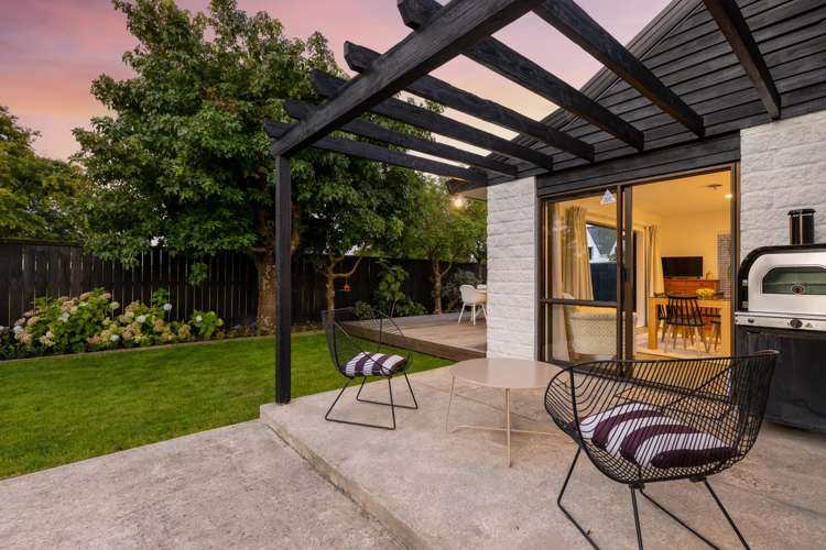 69 Regency Crescent Redwood_2