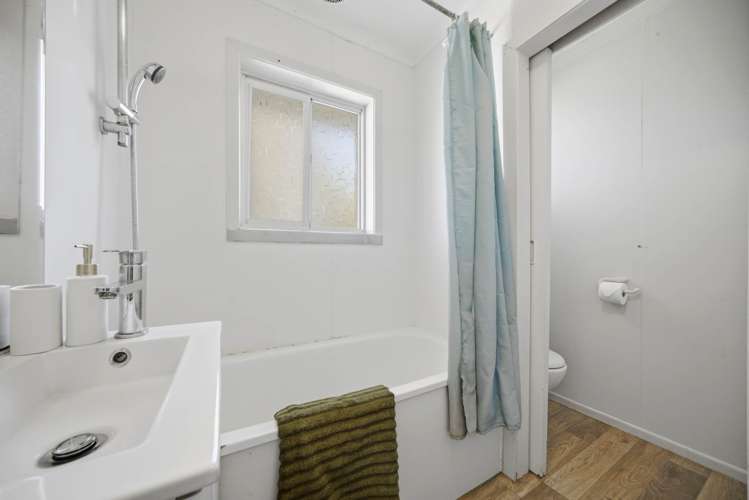 1/9 Phillipa Place Browns Bay_9