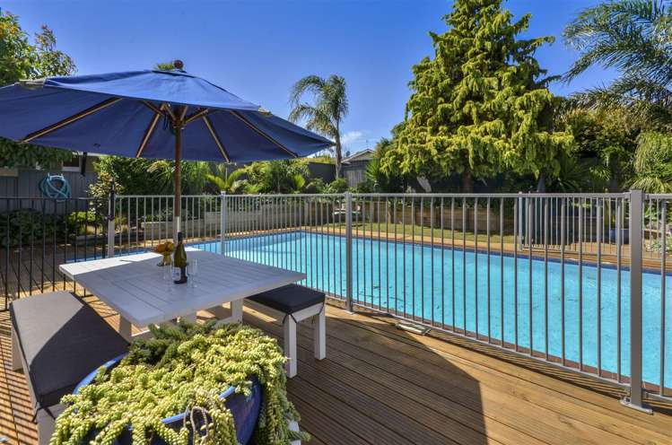 9 Christensen Place Forrest Hill_15