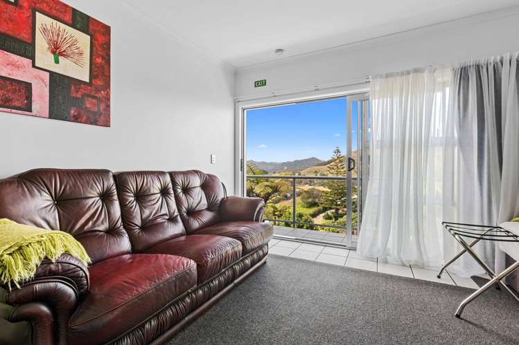 53 North Street Mokau_16