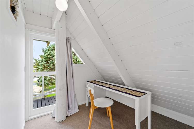 22 Shadon Place Stanmore Bay_14