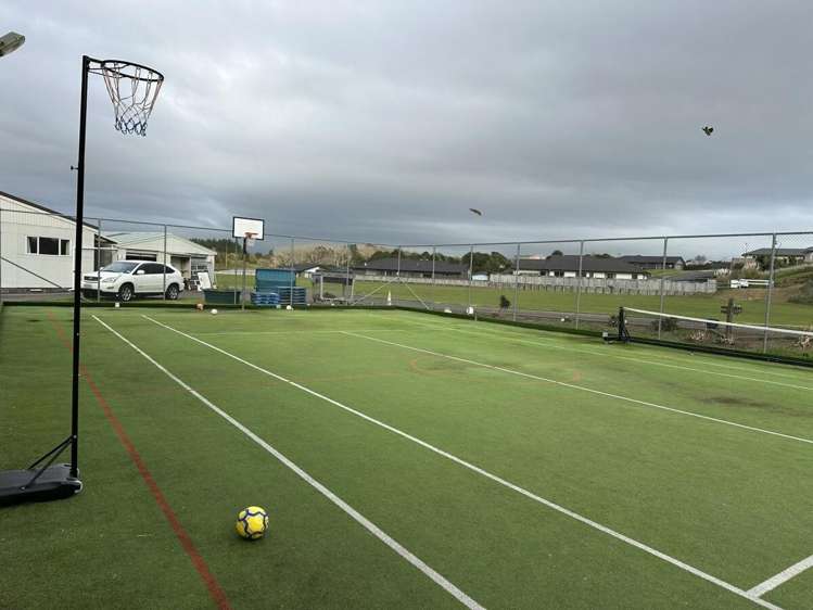 4 Henwood Road Bell Block_11