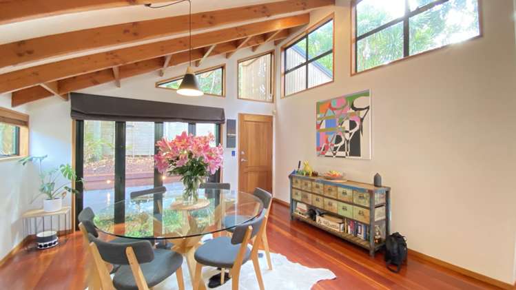 31 York Road Titirangi_8
