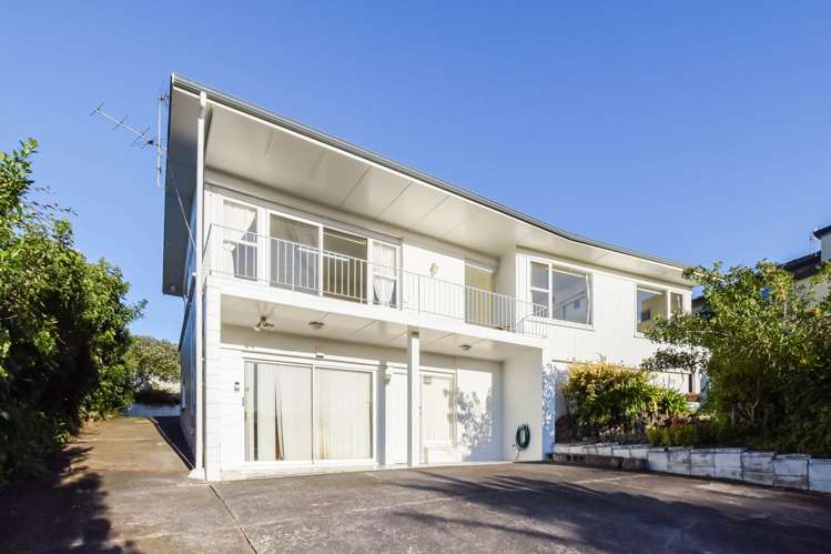 6 Nickleby Place Mellons Bay_26