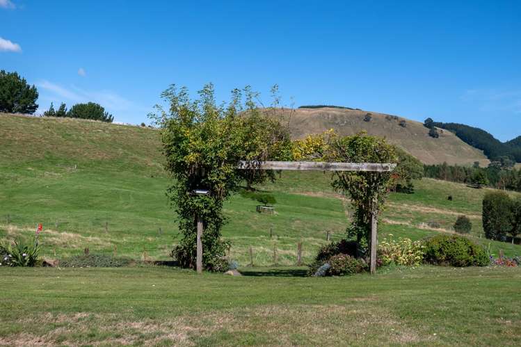 69 Hitiri Road Kinloch_33