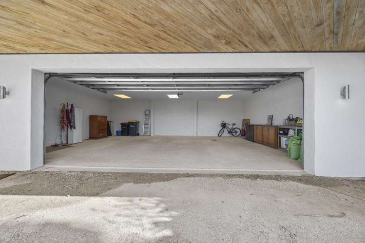 247 Coast Road Warrington_19