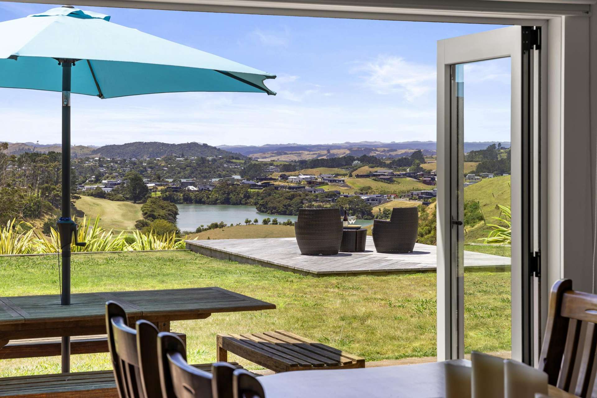 165B Te Hutewai Road Raglan_0