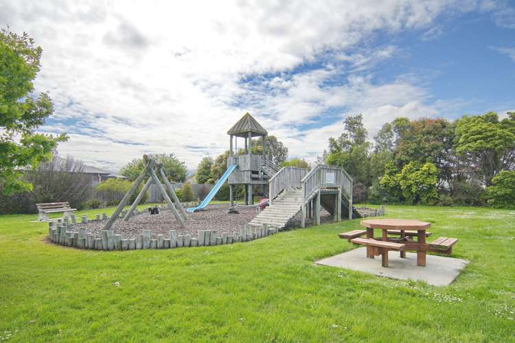 4 Seadown Crescent Amberley_15