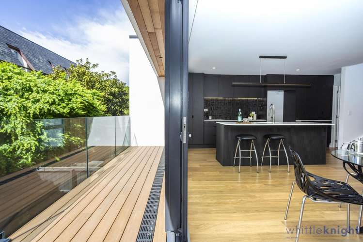 2/11 Carlton Mill Road Merivale_4