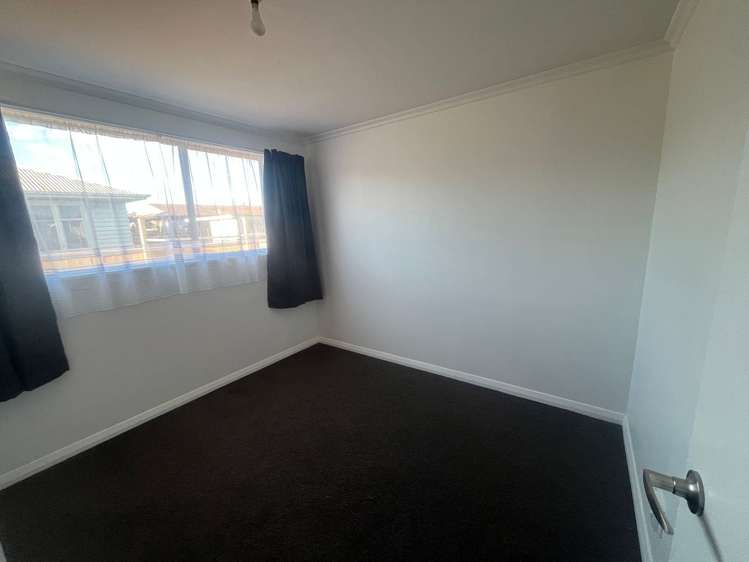 976A Tremaine Avenue Roslyn_10