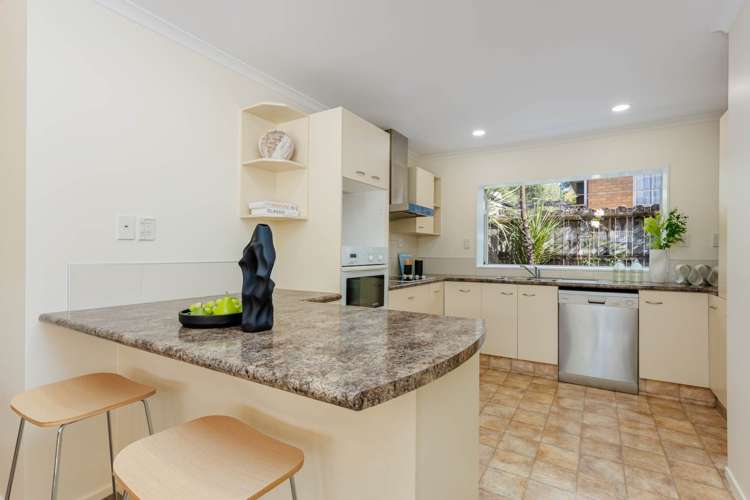 37 Princeton Parade Albany_10