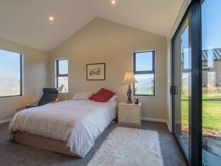 30 Mckellar Drive Jacks Point_10