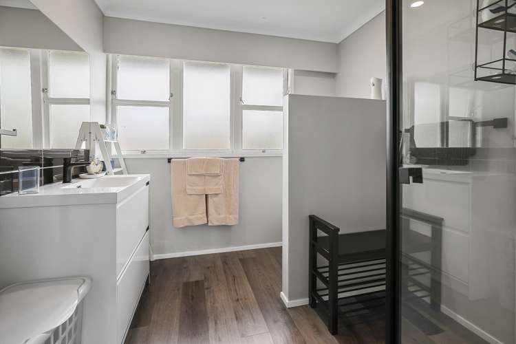 79 Station Road Paeroa_25