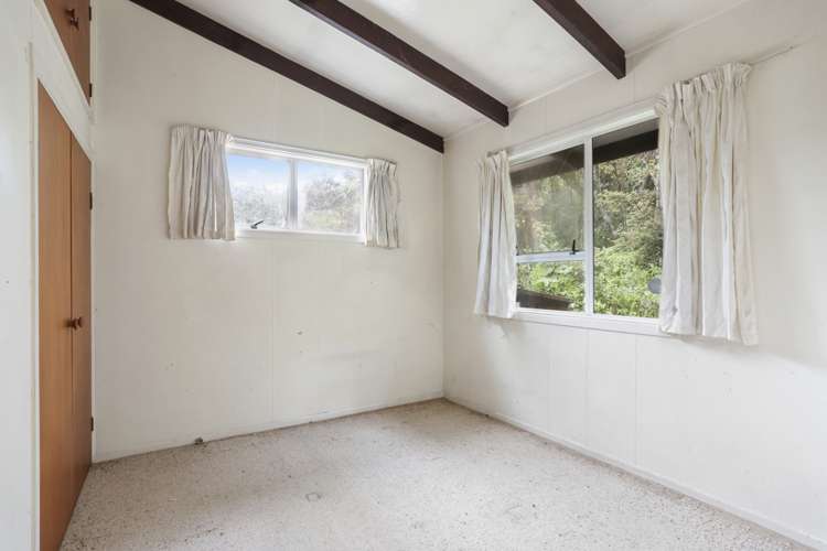 70 Rauhuia Crescent Parau_9