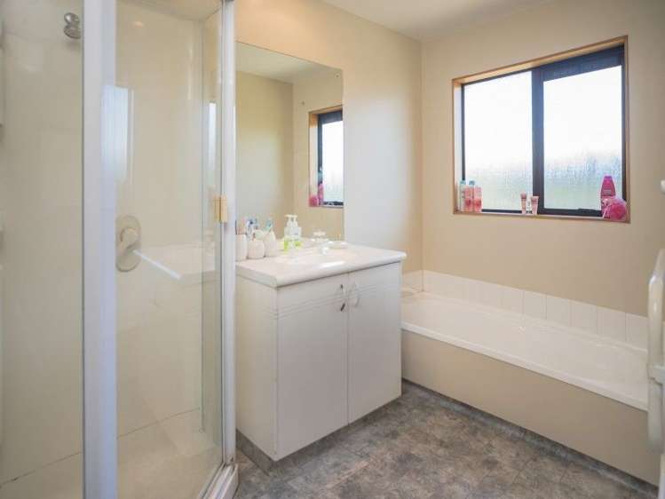 4 Heath Place Stoke_9