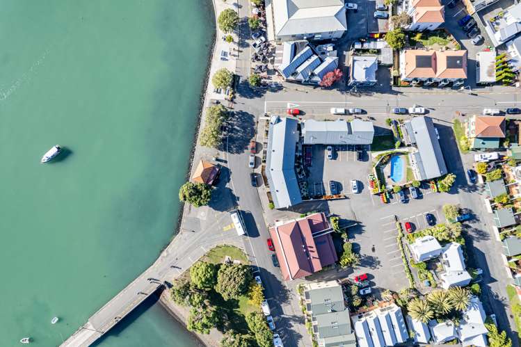 2e Church Street Akaroa_26