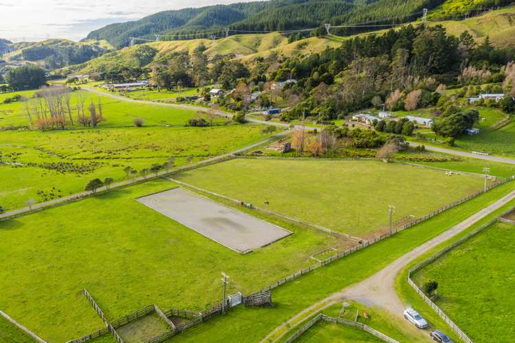 196 Valley Road Paraparaumu_2