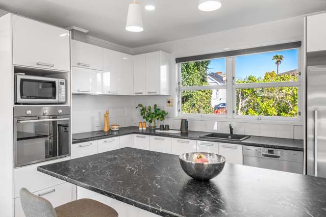 32 Woodbine Avenue Greenlane_4