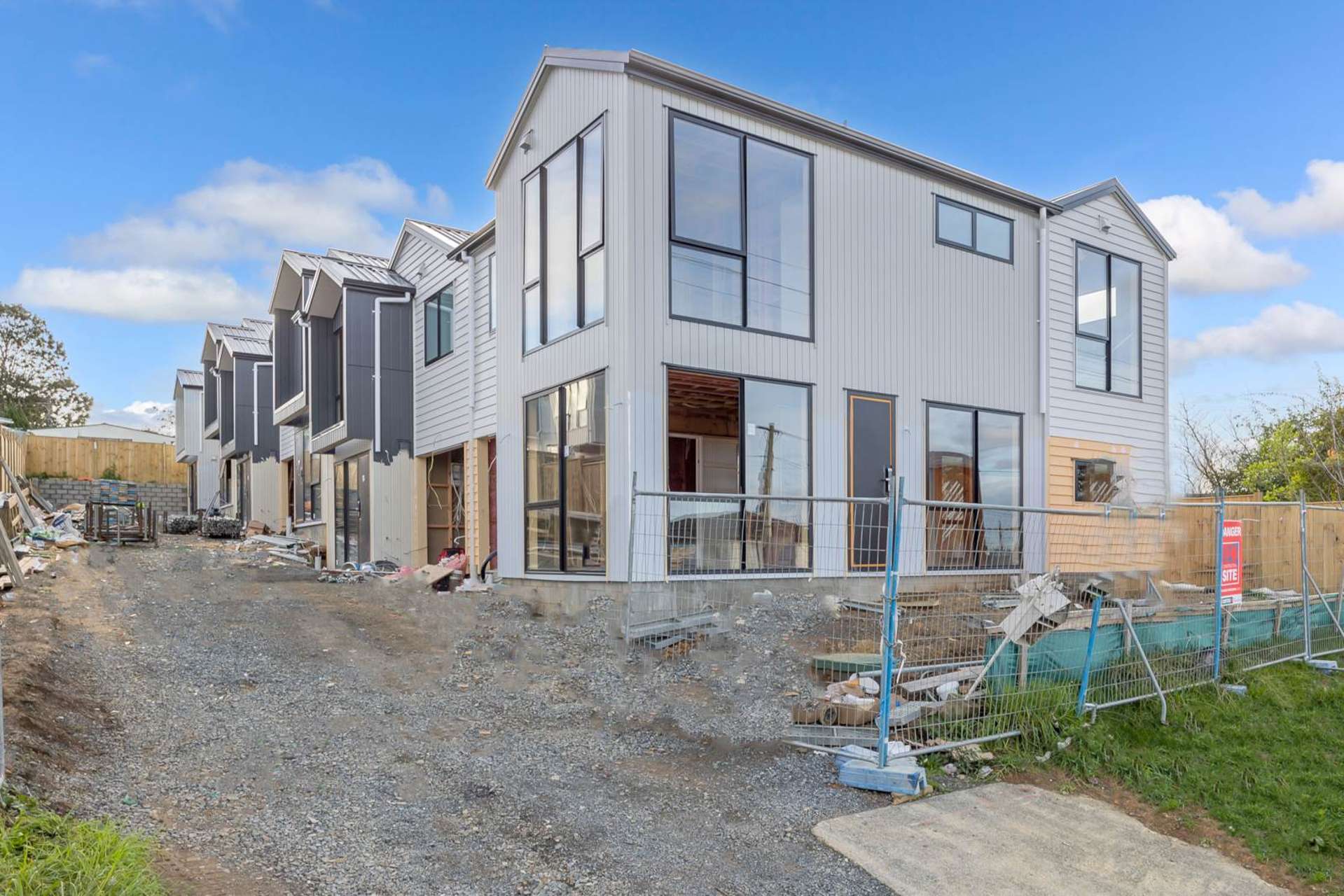 Lot 1/127 Barrack Road Mt Wellington_0