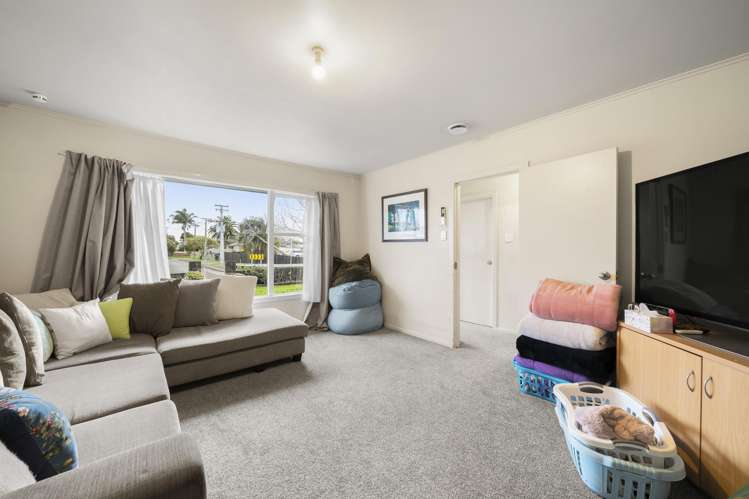 65 Ashton Avenue Otara_6