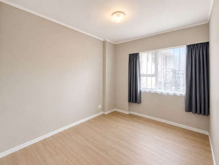 9/31 Blease Street New Lynn_7