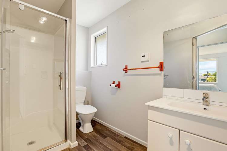 5 Norrie Street Redwood_17