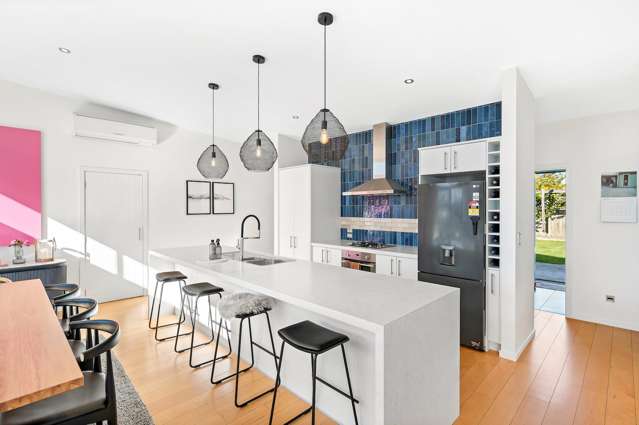 15 Hunt Place Albert Town_2