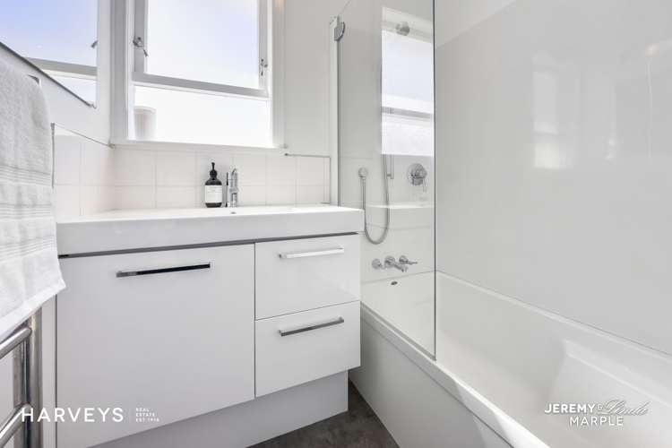 3 Tauhara Street Green Bay_13